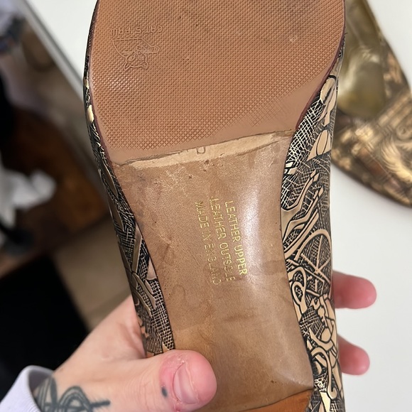 Vintage Rayne Custom Made Gold Shiny Heels! - Picture 9 of 15